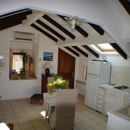 Studio Le Petit Nid D'Amour Meuble Tourisme 3 Etoiles Poggio Santa-Lucia-di-Tallano Exterior photo