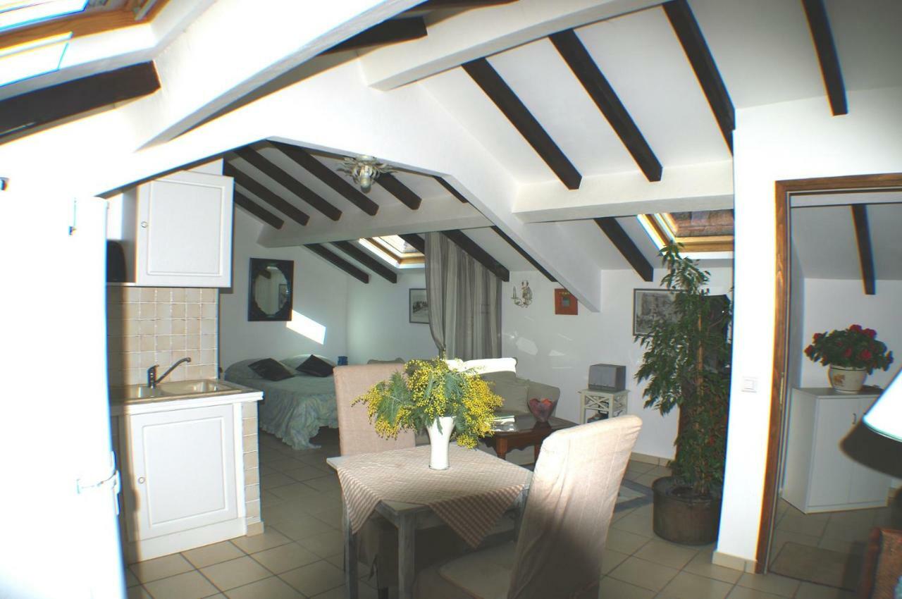 Studio Le Petit Nid D'Amour Meuble Tourisme 3 Etoiles Poggio Santa-Lucia-di-Tallano Exterior photo